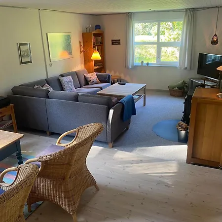 Holiday home Beautiful In With 3 Bedrooms And Wifi *