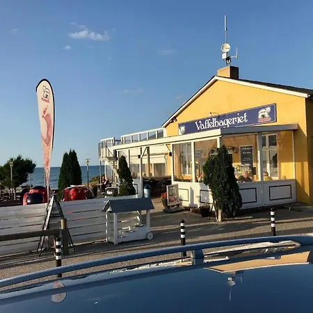 Holiday home Beautiful In With 3 Bedrooms And Wifi